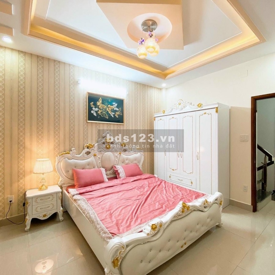 Bán nhà mặt tiền Tô Hiệu, Tân Phú, diện tích sử dụng 78m2, 5 tầng, 8 PN, giá chỉ 10.4 tỷ