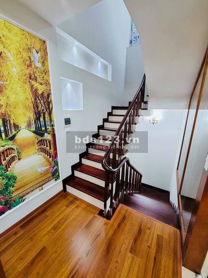 Bán nhà, siêu đẹp, Doãn Kế Thiện, lô góc, 2 thoáng, ô tô, dt 50m2, 5 tầng kinh doanh, LH 0969693855