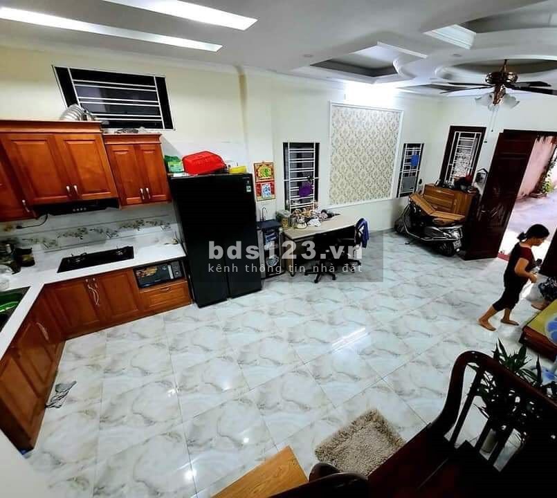 Bán nhà, siêu đẹp, Doãn Kế Thiện, lô góc, 2 thoáng, ô tô, dt 50m2, 5 tầng kinh doanh, LH 0969693855