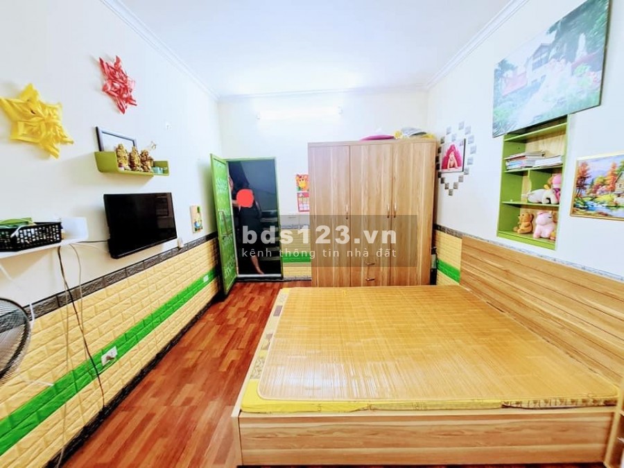 Bán nhà phố Nguyễn Hoàng khu cực ít nhà bán diện tích sử dụng 39m2 giá bán 3,2 tỷ.