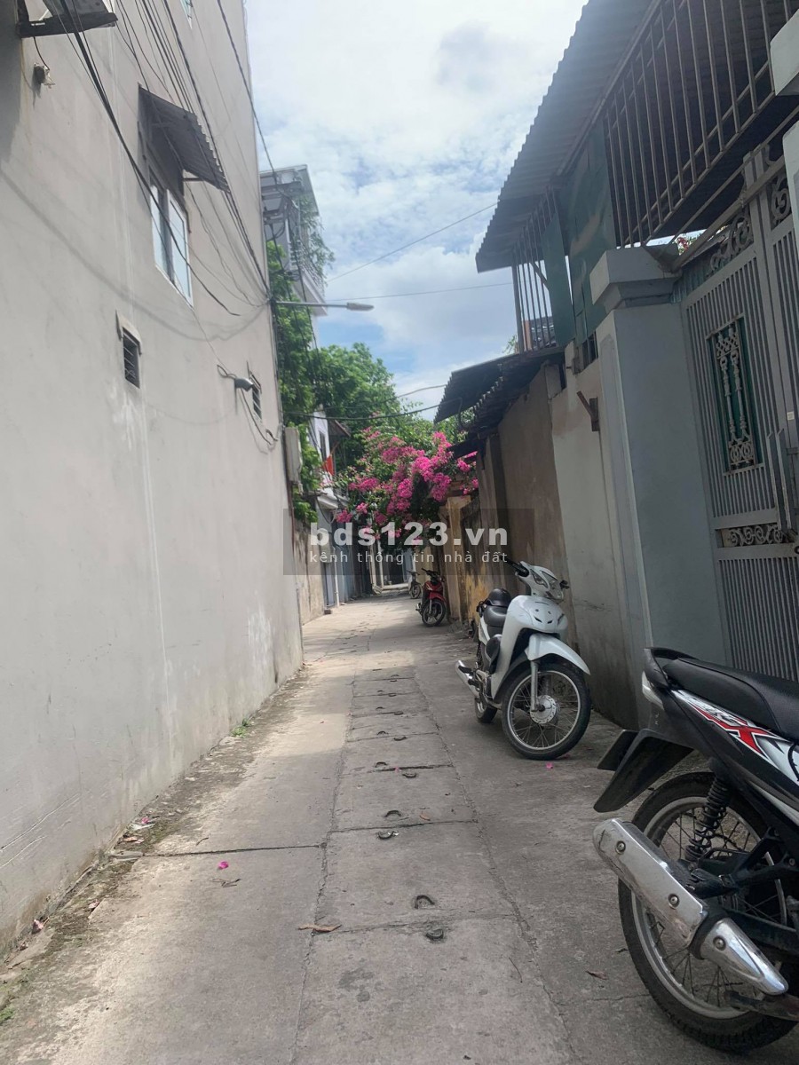 Bán nhanh 40m2 đất Đặng Xá, Gia Lâm đường 3m giá có 1.27 tỷ. LH 0983253436
