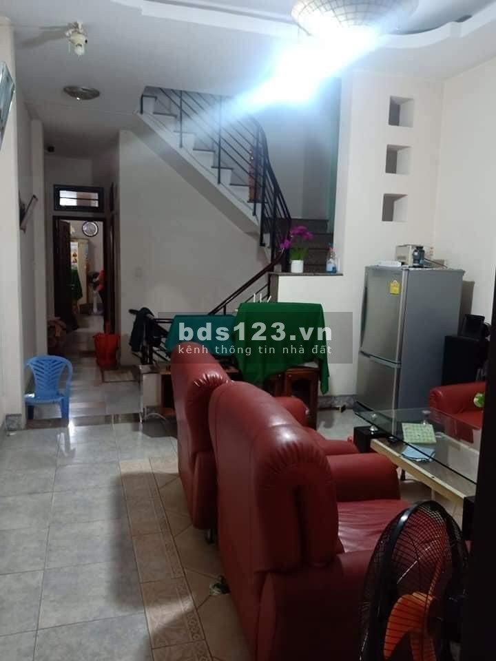 Chính chủ bán nhà Quang Trung Gò Vấp dt 100m2 mặt tiền chợ, cho thuê 55 triệu/tháng