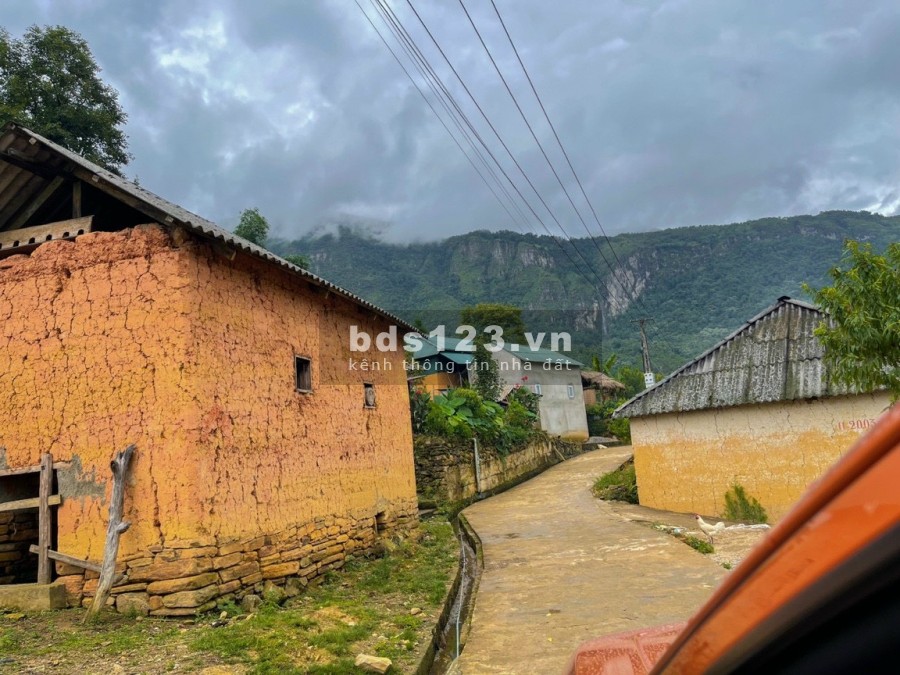03 Lô đất liền kề gần 1200m tại trung tâm Du lịch Y Tý ( Sapa2 )- Liên hệ 0822356688