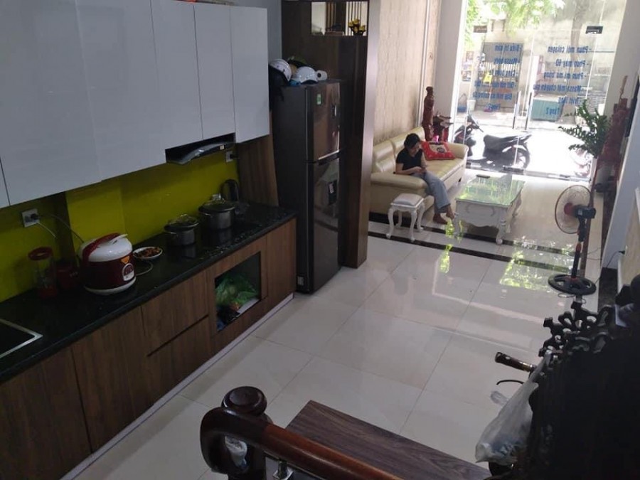 Bán nhà Chiến Thắng, Văn Quán, Hà Đông dt 40m2, giá 6.35 tỷ. Phân lô kinh doanh ôtô đỗ