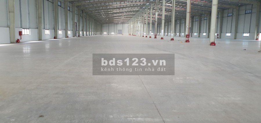 Cho thuê Kho, nhà xưởng DT 2000m2 5000m2- 24000m2 tại Ngọc Long, Yên Mỹ, Hưng Yên. LH: 0968530776