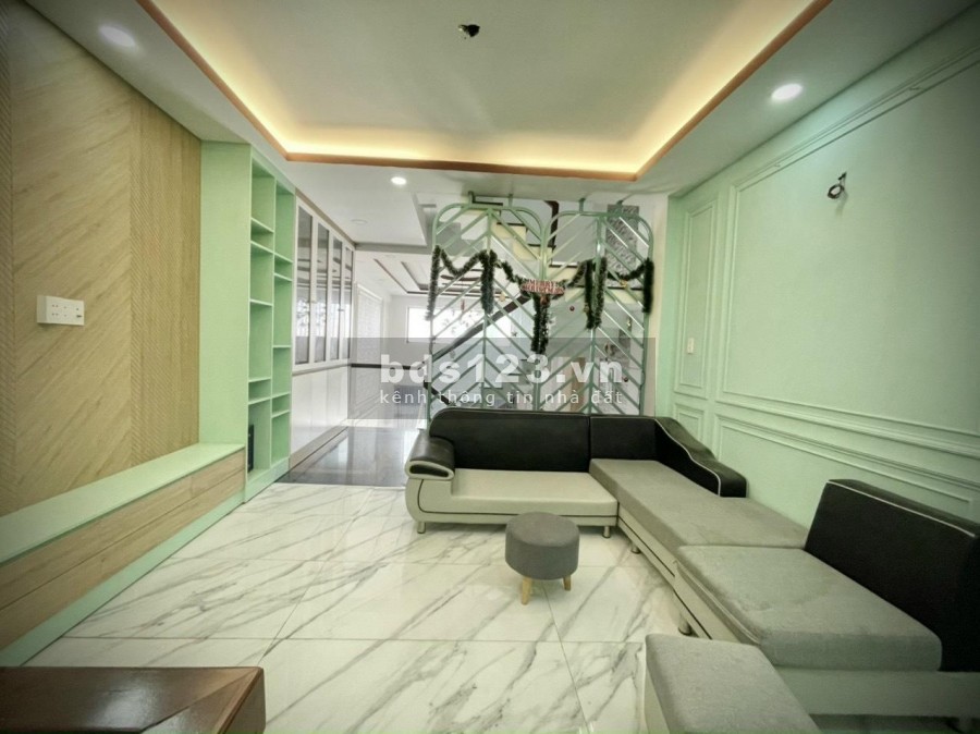 Bán nhà Gò Vấp, HXH, Khu Phân Lô, 4 Tầng, 60M2, Giá Rẻ.