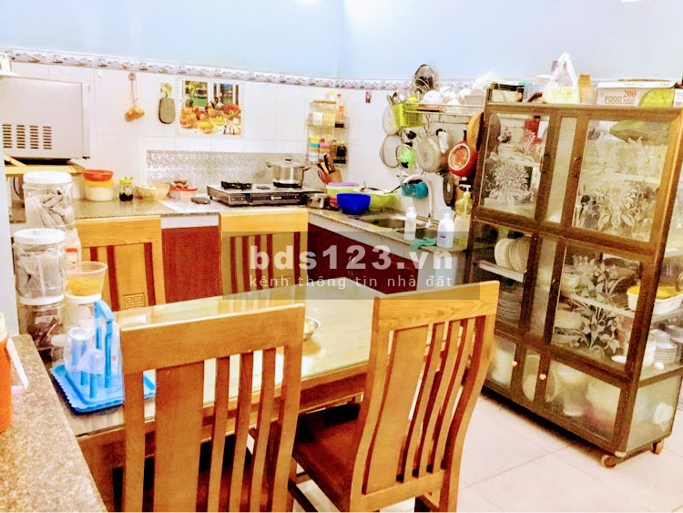 Bất Động Sản phường 14 Quận Gò Vấp ngang 5.2 nở hậu 6m dài 15m giá rẻ, sổ sẵn