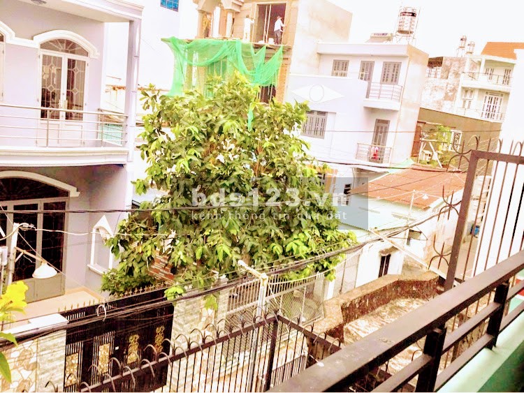 Bất Động Sản phường 14 Quận Gò Vấp ngang 5.2 nở hậu 6m dài 15m giá rẻ, sổ sẵn