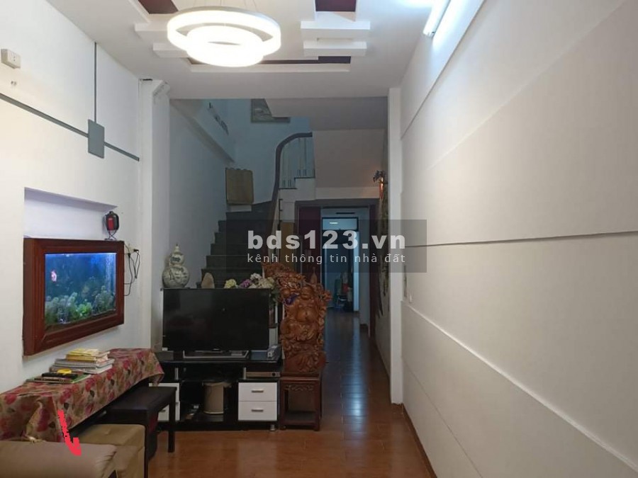 Bán nhà Hai Bà Trưng đầy đủ tiện nghi diện tích sử dụng 31m2 đúc 4.5 tầng, giá 2.5 tỷ