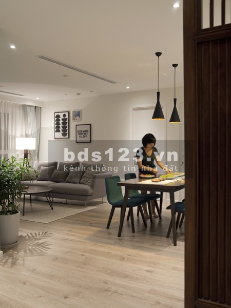 Bán nhà độc phố 8/3, ba gác, gần ô tô, diện tích sử dụng 50m2, giá chỉ 3,5 tỷ, sổ đỏ chính chủ