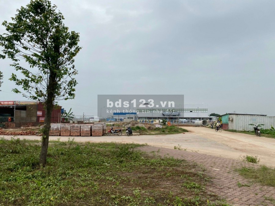 Bán nhanh lô đất đường trục chính, hàng ngoại giao Vạn Xuân Liên giá chủ đầu tư