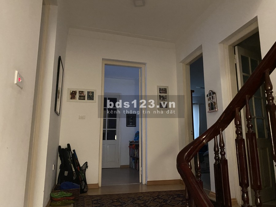 Chính chủ gửi bán nhà 5 tầng Lạc Long Quân, Tây Hồ, Hà Nội, full nội thất - 0973781843 Ánh.