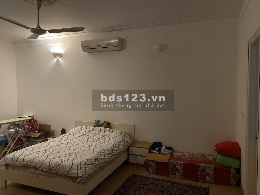 Chính chủ gửi bán nhà 5 tầng Lạc Long Quân, Tây Hồ, Hà Nội, full nội thất - 0973781843 Ánh.