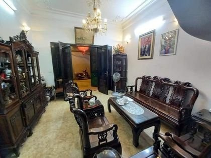 Bán gấp nhà phố Quan Nhân trong tháng 8, diện tích 43m2, giá chỉ nhỉnh 4 tỷ, sổ chính chủ