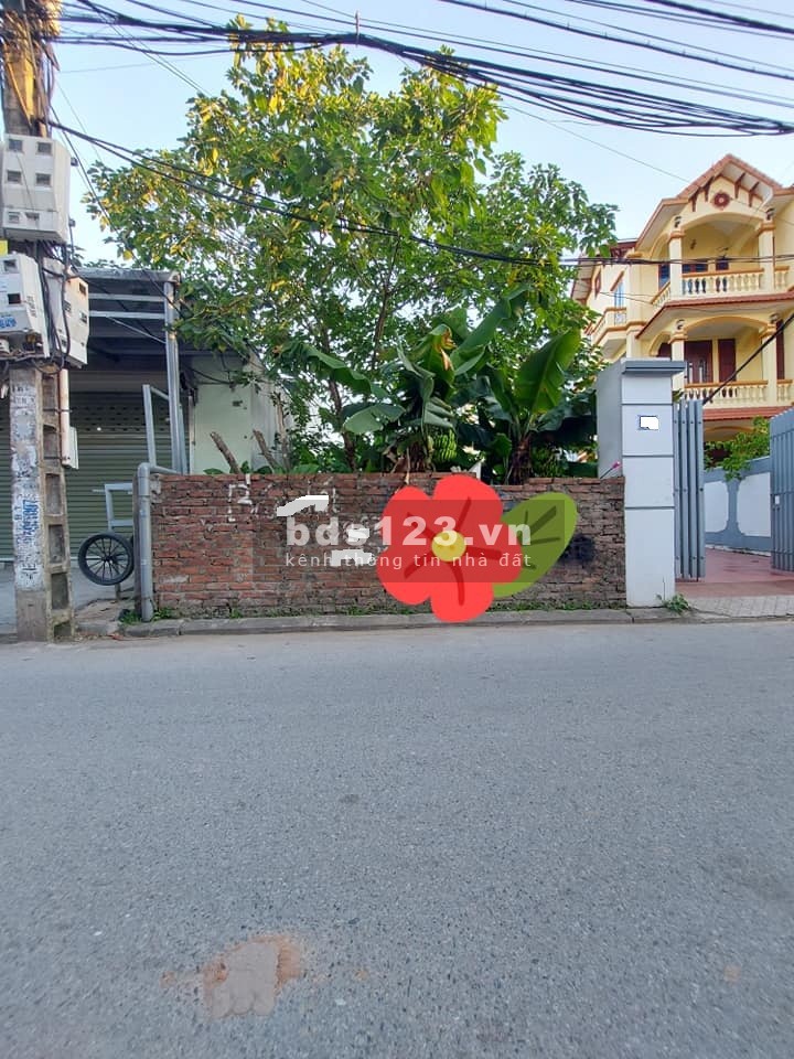 Bán đất Thạch Bàn, Quận Long Biên, diện tích 40m2, giá nhỉnh 2 tỷ, ô tô tải tránh