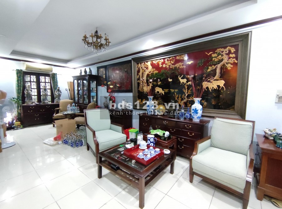 Bán nhà 128m2 nhỉnh 7 tỷ, hàng xóm VINCOM Phạm Ngọc Thạch, vài bước ra phố, lhcc