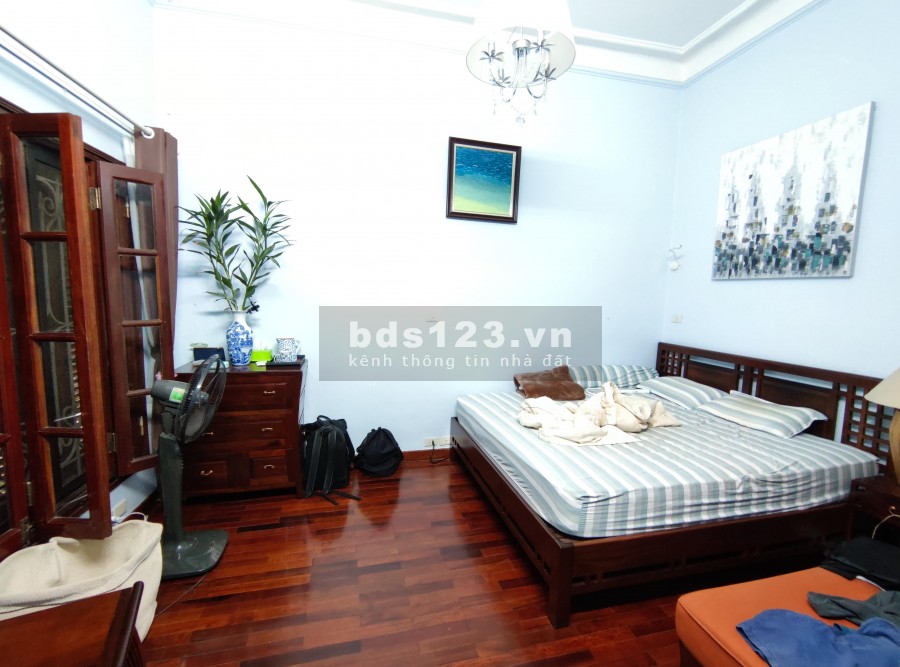 Bán nhà 128m2 nhỉnh 7 tỷ, hàng xóm VINCOM Phạm Ngọc Thạch, vài bước ra phố, lhcc