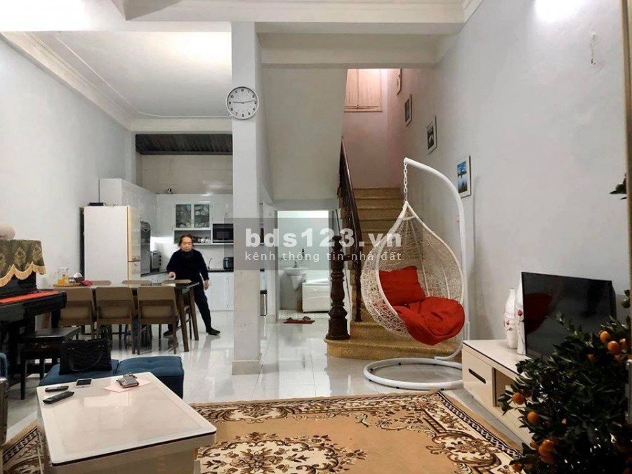 Bán nhà đẹp phố Tôn Thất Tùng, đt 53m2, mặt ngõ ba gác tránh, xây ccmn doanh thu siêu tốt