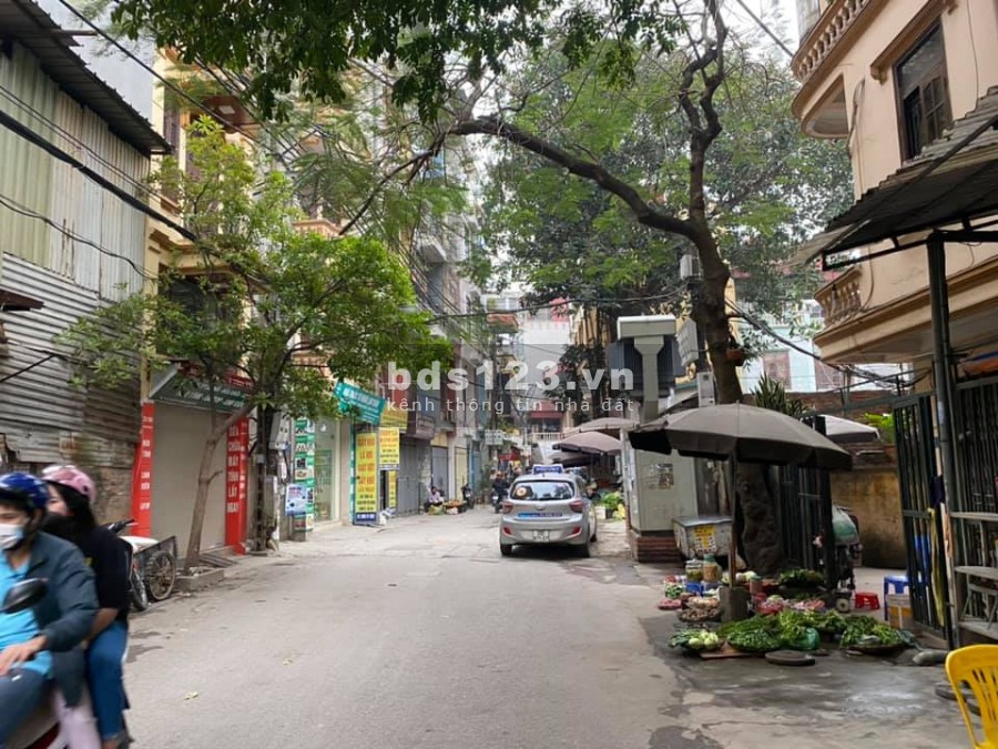 Bán nhà đẹp phố Tôn Thất Tùng, đt 53m2, mặt ngõ ba gác tránh, xây ccmn doanh thu siêu tốt
