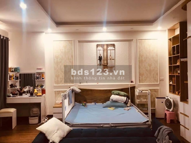 Bán nhà Nguyễn Hoàng, oto gần đỗ cửa, diện tích sử dụng 36m2, giá bán 3,4 tỷ