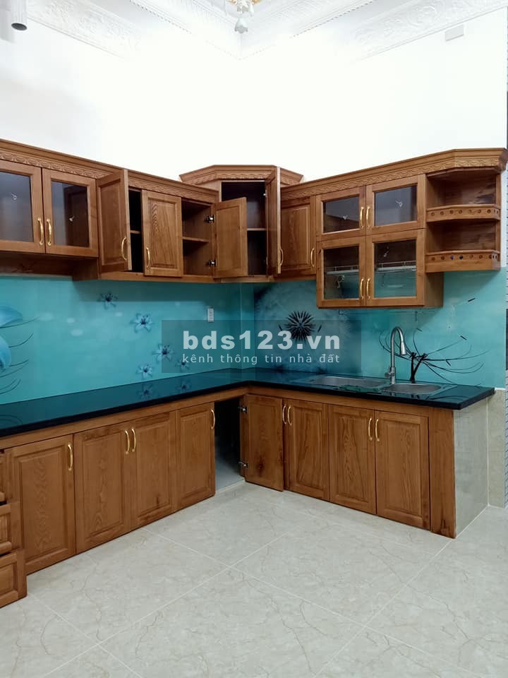 Bán GẤP nhà trung tâm Tân Thới Hiệp kế đồn CA Quận 12, Hàng xóm toàn người trí thức