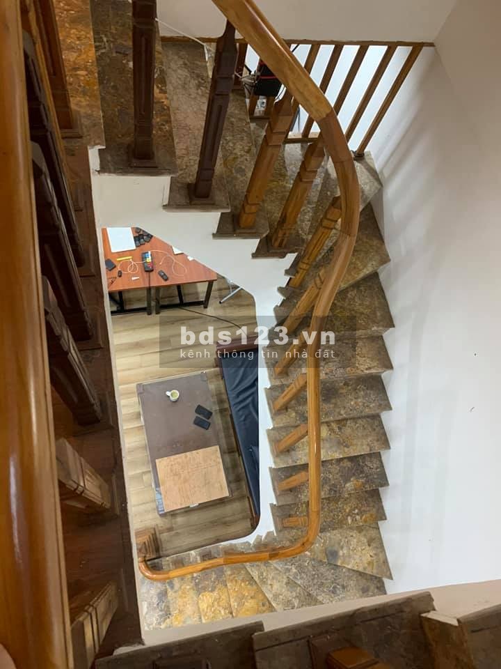 Chính chủ bán gấp, diện tích 48m2, 3 tầng, mặt tiền 4m, giá chỉ 4.38 Tỷ, Minh Khai, Hai Bà Trưng.
