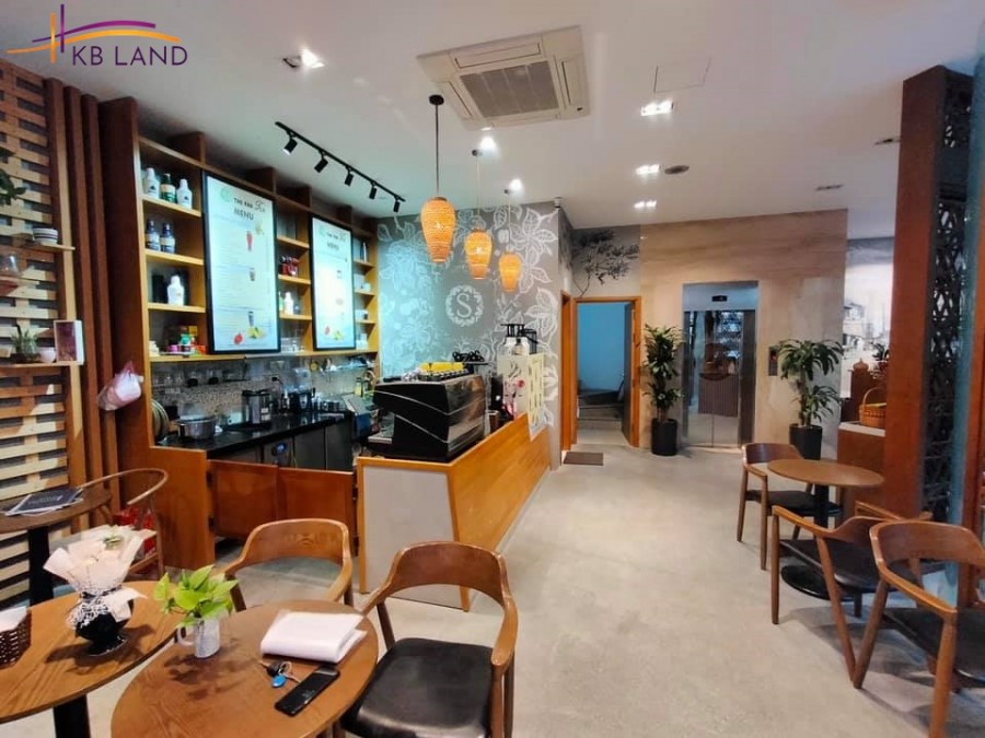 Bán CHDV Hoàng Cầu, dt 150m2, 9 tầng, 25 căn hộ, ô tô tránh, DT 300tr/tháng, nhỉnh 40 tỷ.