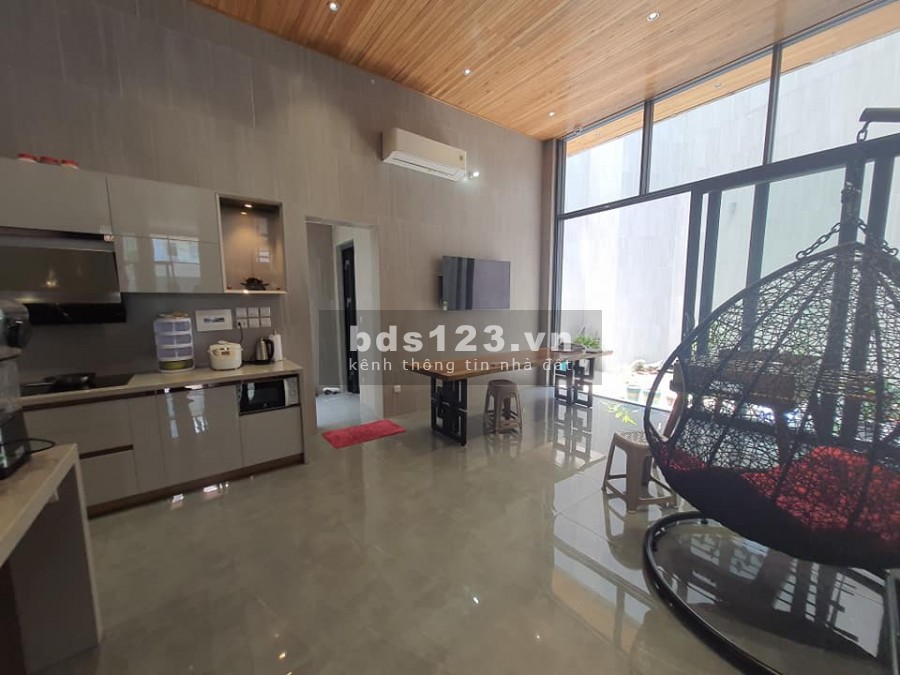 (Gò Vấp)biệt thự nở hậu, tuyệt đẹp, Phạm Văn Đồng, gần sân bay, dt 191m2, 4 tầng, giá 29 tỷ