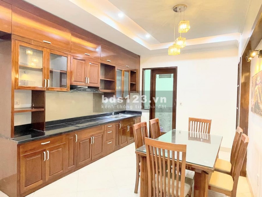 Bán nhà siêu hiếm Ngọc Thuỵ Long Biên, ô tô đỗ cửa nhà đẹp ngõ nông, dt 40m2, 5 tầng, giá 3.6 tỷ