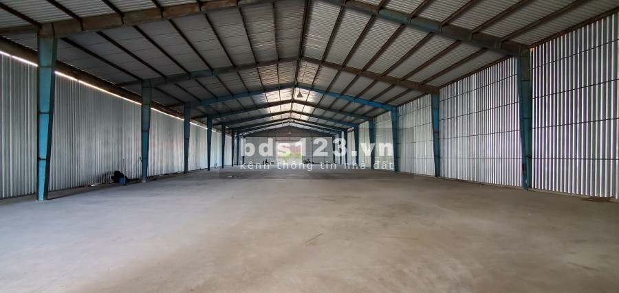Cho thuê kho xưởng giá rẻ, DT 1000m2 đến 6000m2, đường Đỗ Xuân Hợp, Phước Long A, Quận 9