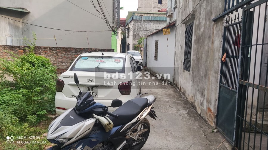 Bán đất Ngô Xuân Quảng vuông vắn 7 chỗ tận nơi chỉ 2ty5 .Lh: 0981752669.
