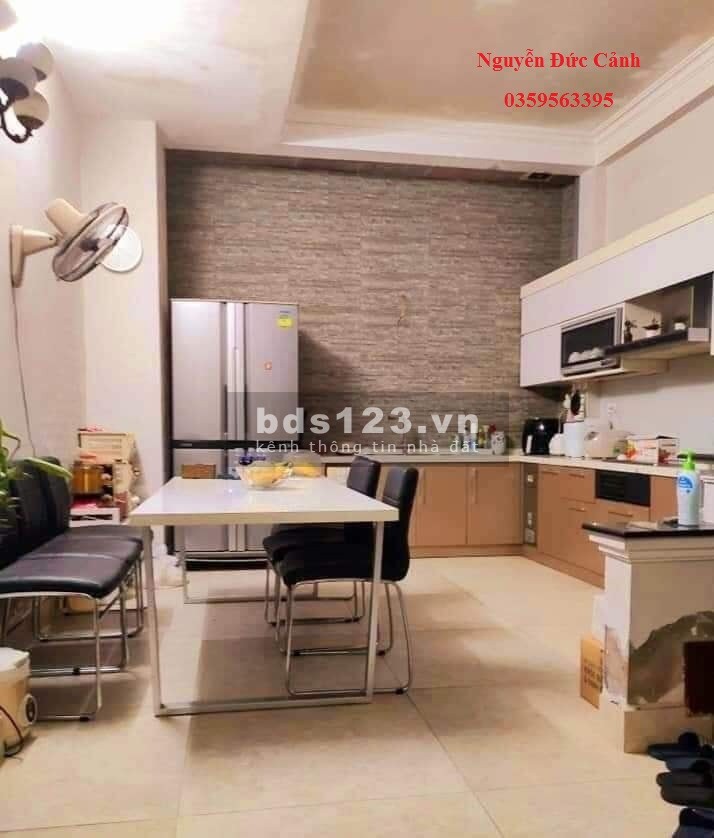 Bán nhà đẹp Nguyễn Đức Cảnh vị trí ô tô đỗ diện tích 45m2 giá bán nhanh 3.8 tỷ, lhcc
