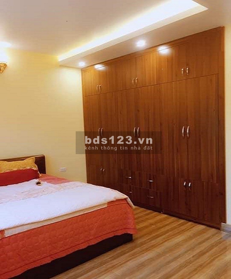 Bán nhà siêu phẩm Ái Mộ, Quận Long Biên lô góc siêu thoáng, dt 48m2, giá 4 tỷ hơn, lhcc