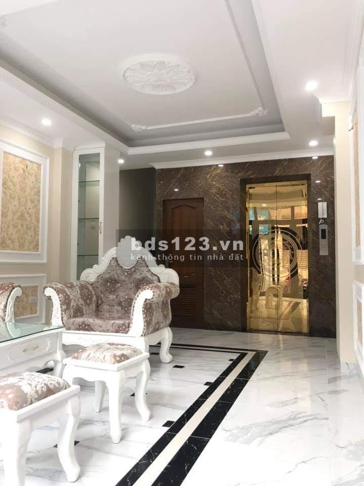 Bán nhà phố Cổ Linh, Long Biên, đường thông, ô tô vào nhà, dt 37m2 6 tầng, giá 4,8 tỷ