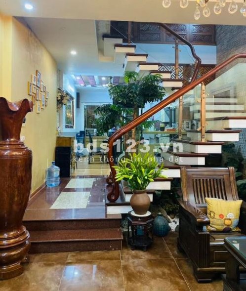 Bán nhà liền kề Văn Phú vị trí vàng nội thất cực đẹp, diện tích 90m2, 5 tầng giá 9 tỷ, lhcc