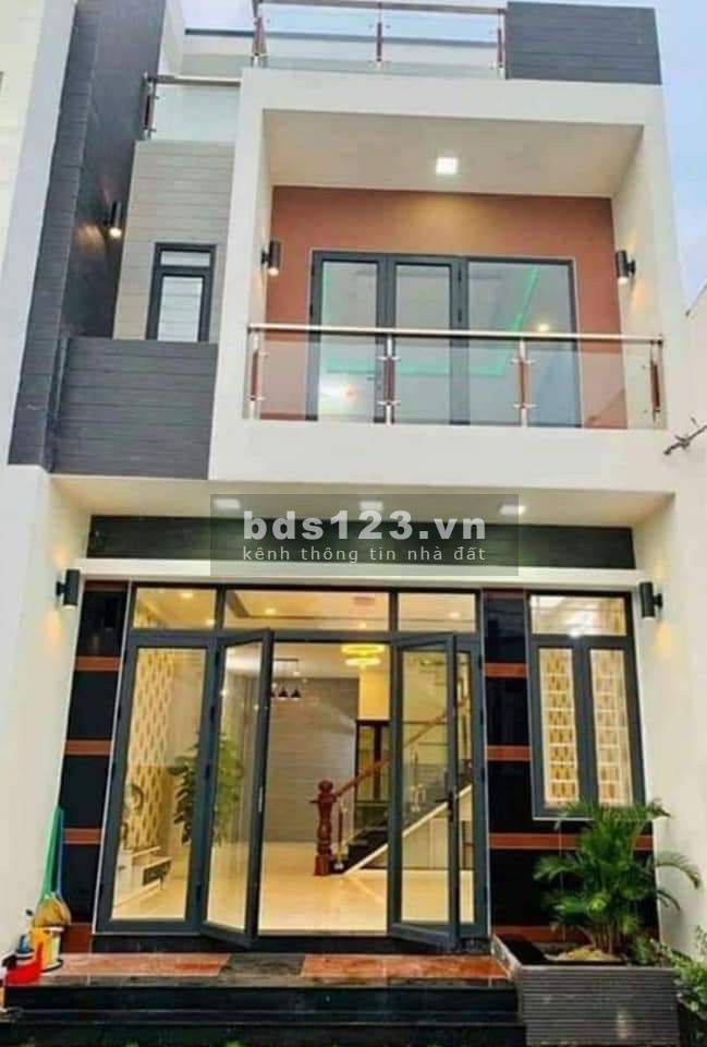 Bán nhà đường Đinh Đức Thiện, chợ Bình Chánh vào 10 phút đi xe máy, giá bán nhanh 1.2 tỷ