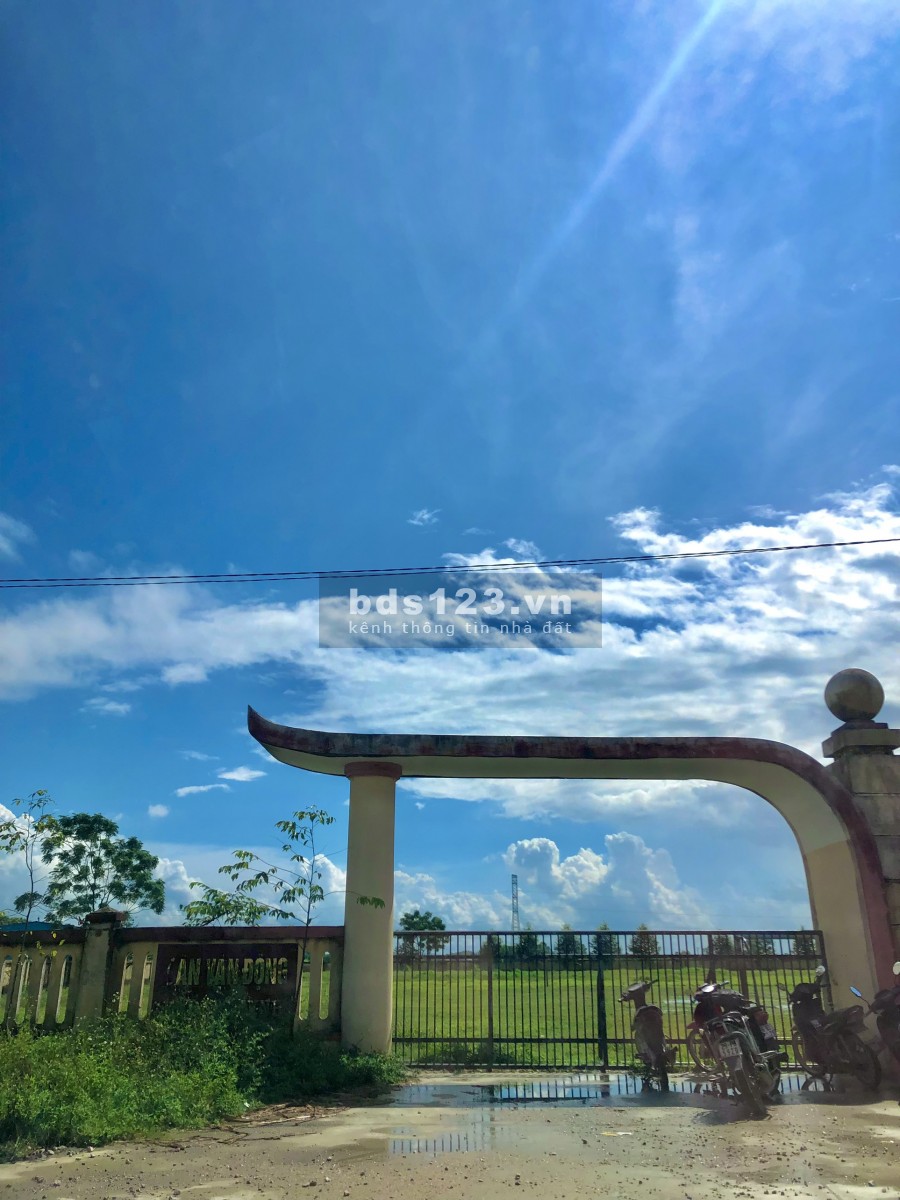 Cần bán lô đất đẹp, rẻ tại Đông Ninh - Đông Sơn, giá chỉ 5 triệu/m2, liên hệ 0979674886
