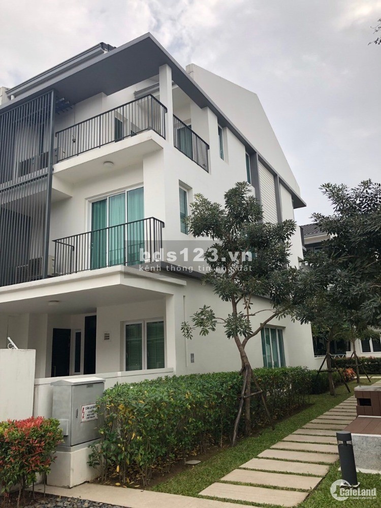 Chính chủ bán căn biệt thự Park City, 216m2 giá 17 tỷ cạnh công viên 6ha.LH: 0386502682
