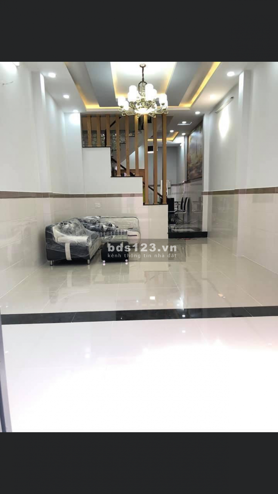 Bán nhà Gò Vấp hẻm xe hơi 3 tầng dt 69m2 giá siêu rẻ chỉ với 1tỷ9 còn thương lượng