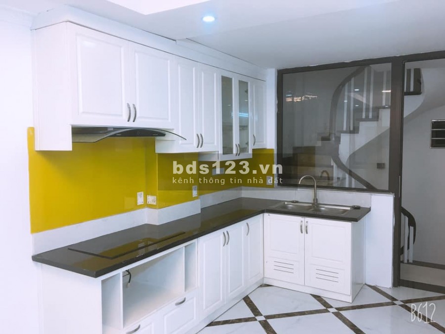 Bán Nhà Ngõ 8 Lê Quang Đạo, nội thất sang xịn mịn, diện tích 35m2, gía chỉ 3.42 tỷ
