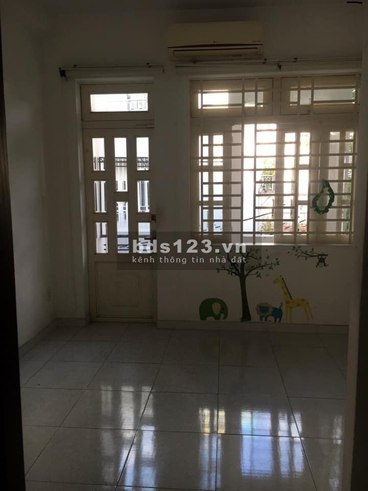 Bán nhà 1 sẹc Nguyễn Phúc Chu, Tân Bình diện tích sử dụng 62m2, 2 lầu, 4PN giá chỉ 4.5 tỷ