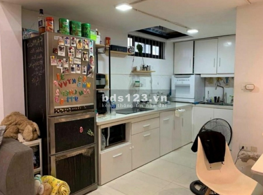 Bán nhà ngõ ô tô phố Đào Tấn, diện tích 45m2 5 tầng, mặt tiền 4m, giá bán chỉ 4.35 tỷ