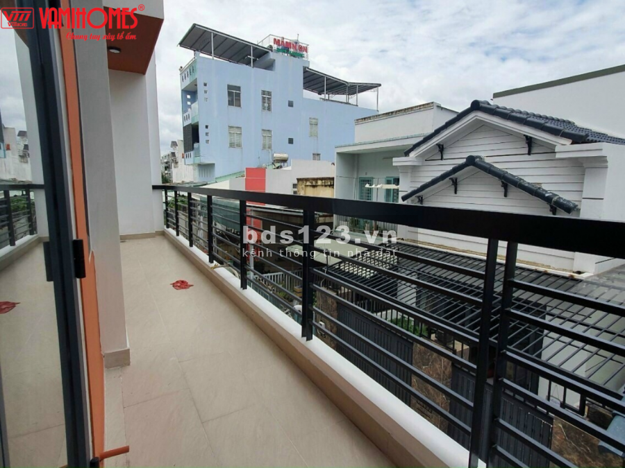Nhà Mới Thiết Kế Đẹp hẻm xe hơi 606 QL13 cách mặt tiền 80m, ngân hàng hỗ trợ vay