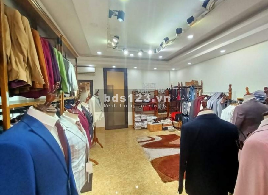 Bán nhà mặt phố Tân Mai kinh doanh vỉa hè diện tích 70m2 thang máy giá bán 13 tỷ