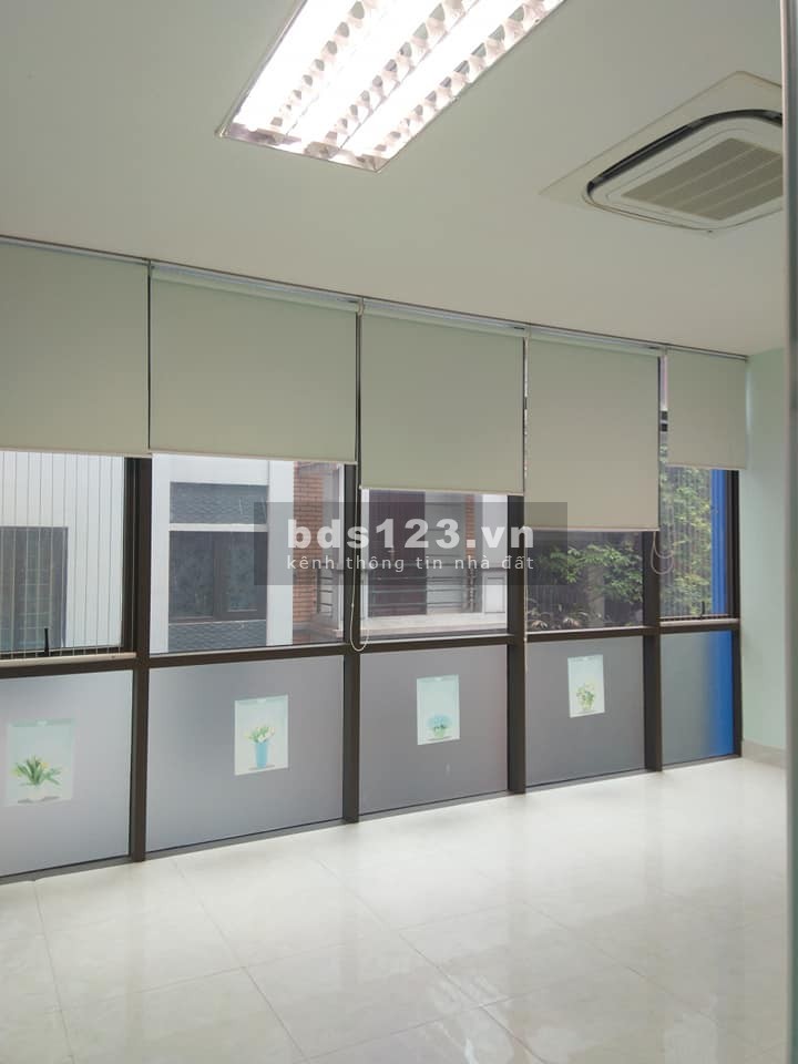 Bán nhà mặt phố Vương Thừa Vũ dt 65m2, oto tránh kinh doanh thang máy giá 15.2 tỷ