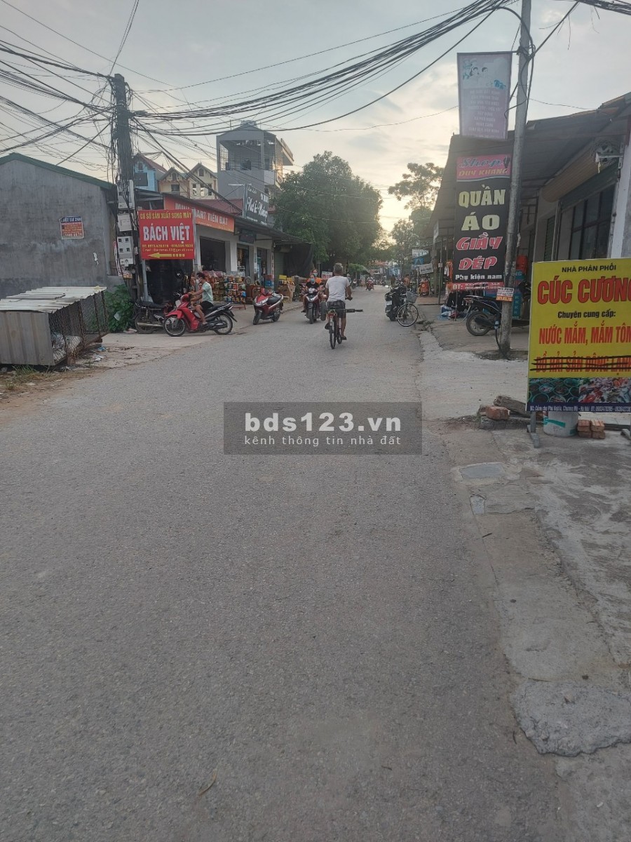 Bán nhà lô góc 2 mặt tiền kinh doanh buôn bán Phú Nghĩa, Chương Mỹ, Hà Nội, giá 1.7 tỷ