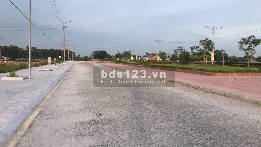 Đất nền đấu giá ven biển trục đường đôi 40m Hải Tiến, liên hệ 0977763535, sổ sẵn