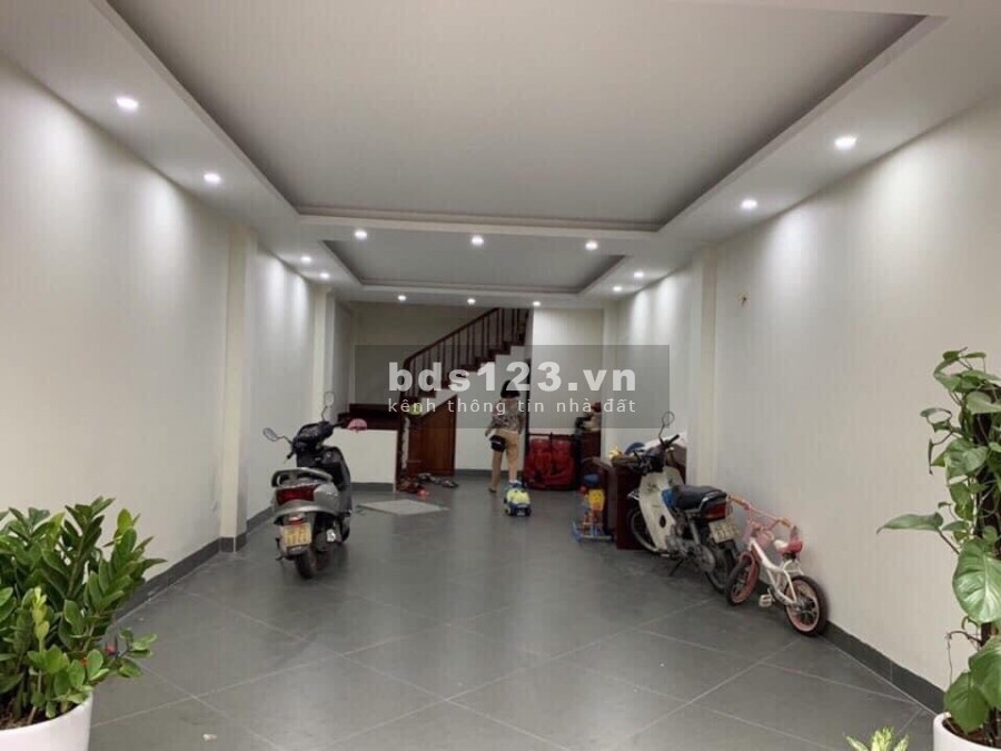 Bán nhà chiết khẩu thẳng 700 khi mua nhanh nguyên căn ở Vu Hữu, Quận Thanh Xuân