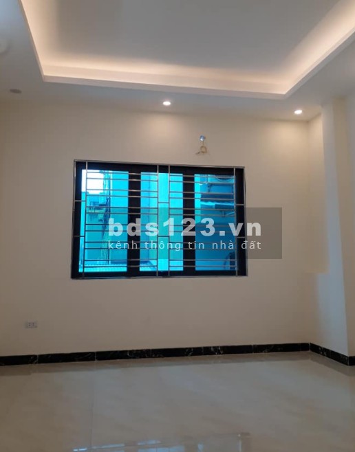 Bán nhà Phương Canh ô tô đỗ cửa nội thất, dt 34m2, 5 tầng mặt tièn rộng, chỉ nhỉnh 3 tỷ