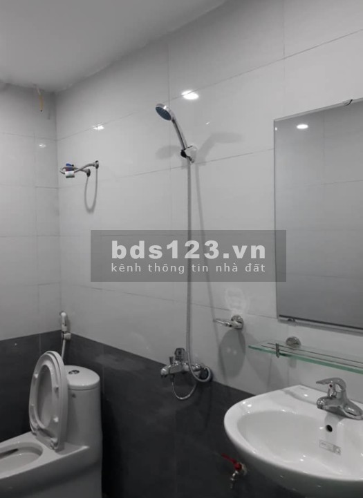 Bán nhà Phương Canh ô tô đỗ cửa nội thất, dt 34m2, 5 tầng mặt tièn rộng, chỉ nhỉnh 3 tỷ